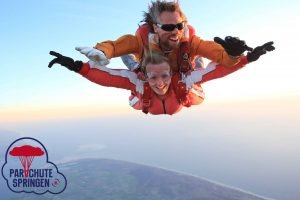 Skydiven in Zeeland - Parachutespringen.nl